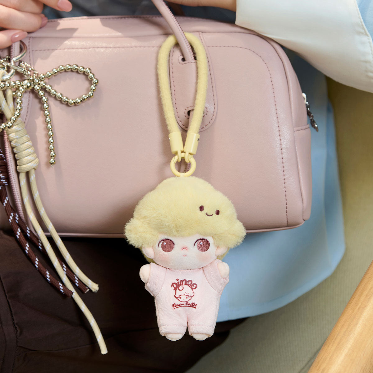 DIMOO Crush on Coffee Series - Plush Keychain Blind Box